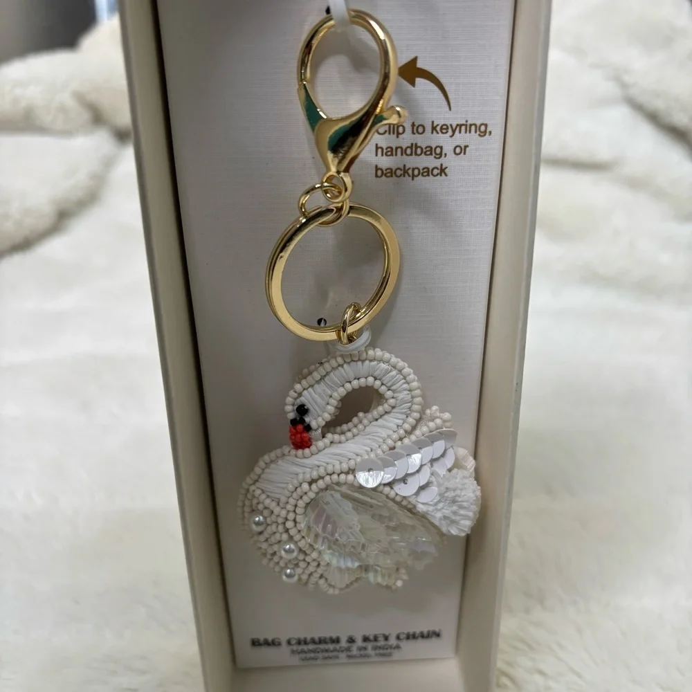 Chic White Swan Pearl Keychain Purse Charm with Gold Accents New